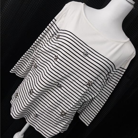 TALBOTS! BLACK & WHITE STRIPED, BEJEWELED FLOWER DETAIL TOP, TEE! SZ XLP - Picture 8 of 8